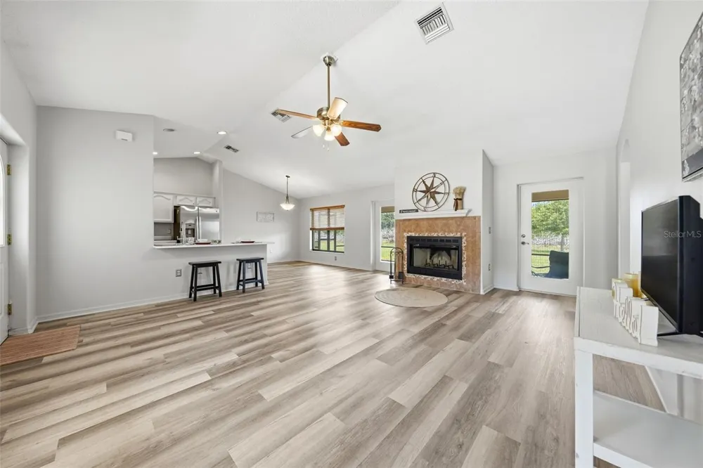 14433 LAKE YALE ROAD Umatilla, FL 32784
