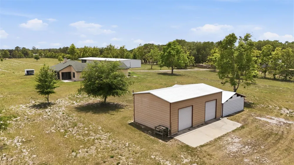 14433 LAKE YALE ROAD Umatilla, FL 32784