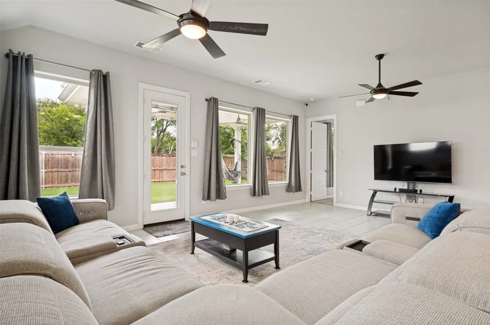 308 Moonvine Drive Little Elm, TX 75068