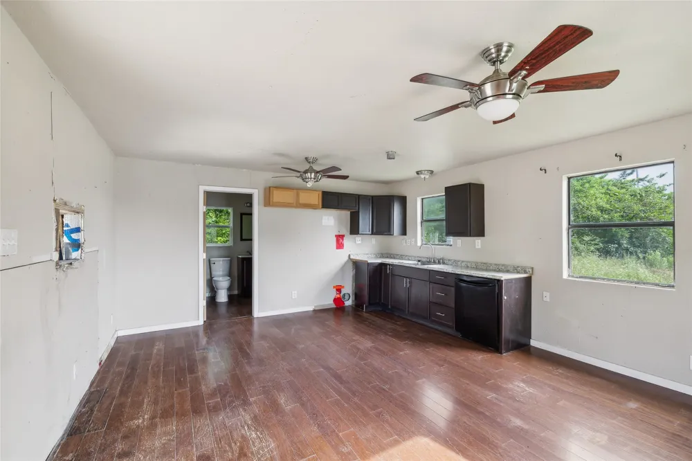 37 Busby Lane Bells, TX 75414