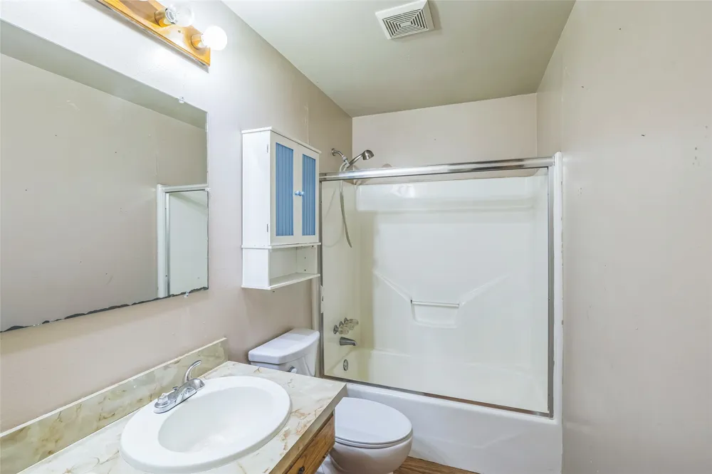 37 Busby Lane Bells, TX 75414