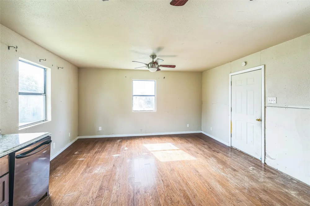 37 Busby Lane Bells, TX 75414