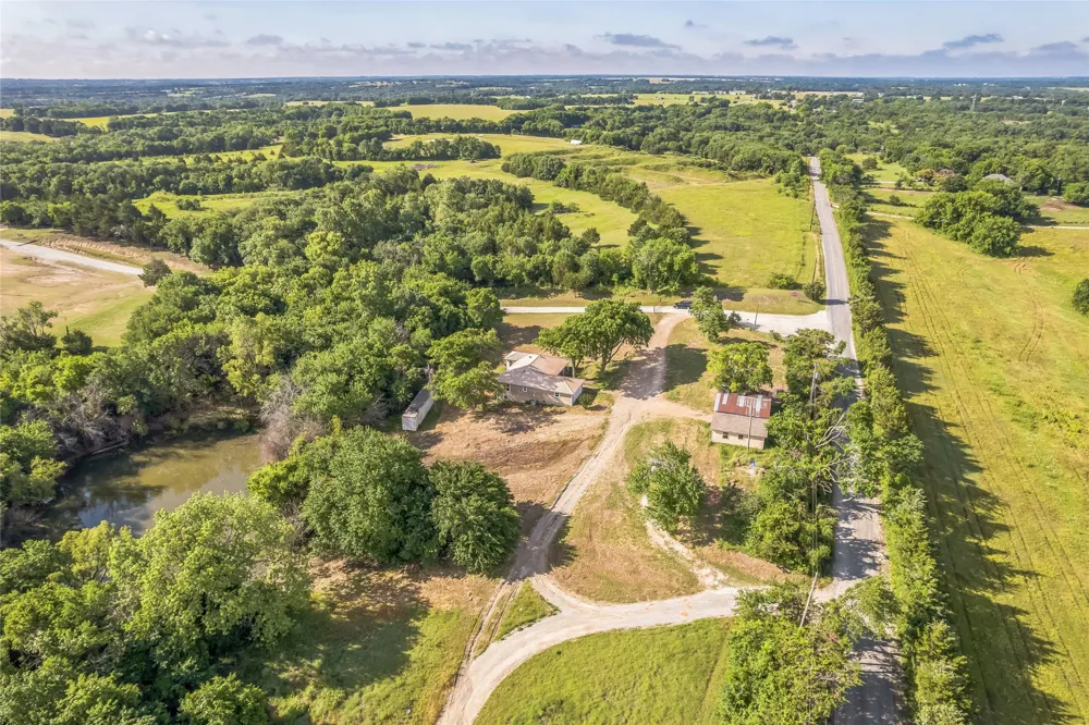 37 Busby Lane Bells, TX 75414