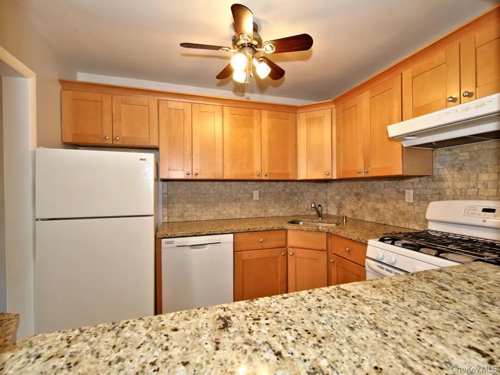 419 Tompkins Avenue #3 Mamaroneck, NY 10543
