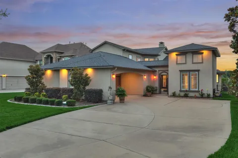 11560 Grand View Drive
