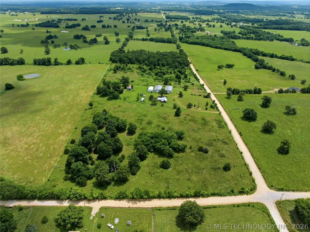 471089 E 670 Westville, OK 74965