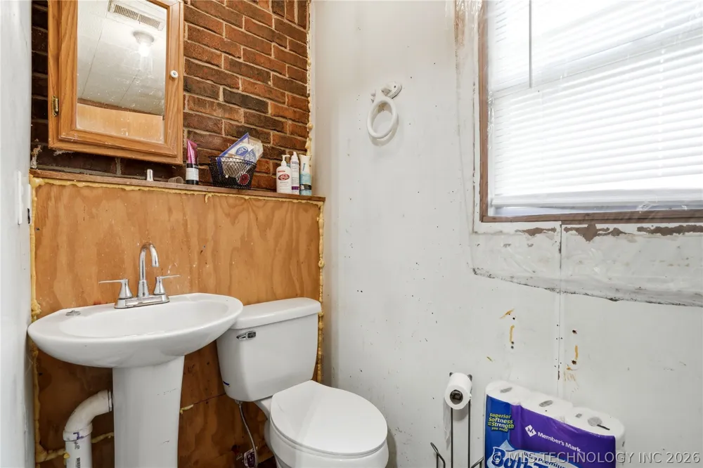 471089 E 670 Westville, OK 74965