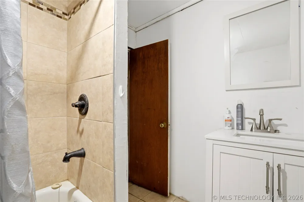471089 E 670 Westville, OK 74965