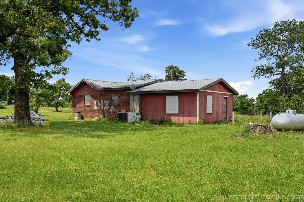 471089 E 670 Westville, OK 74965