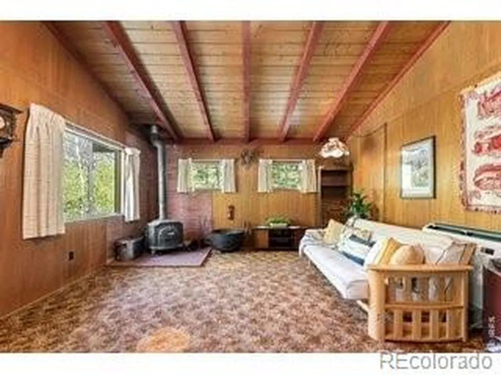 702 Bryan Avenue Nederland, CO 80466