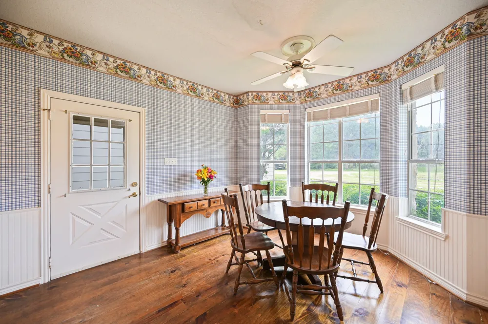 364 Nameless Road Driftwood, TX 78619
