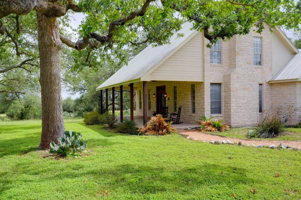 364 Nameless Road Driftwood, TX 78619