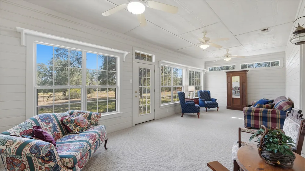 364 Nameless Road Driftwood, TX 78619