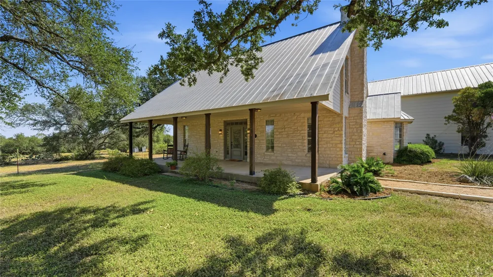 364 Nameless Road Driftwood, TX 78619