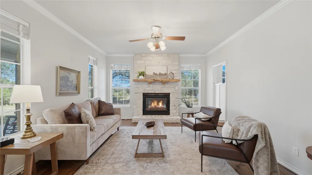 364 Nameless Road Driftwood, TX 78619