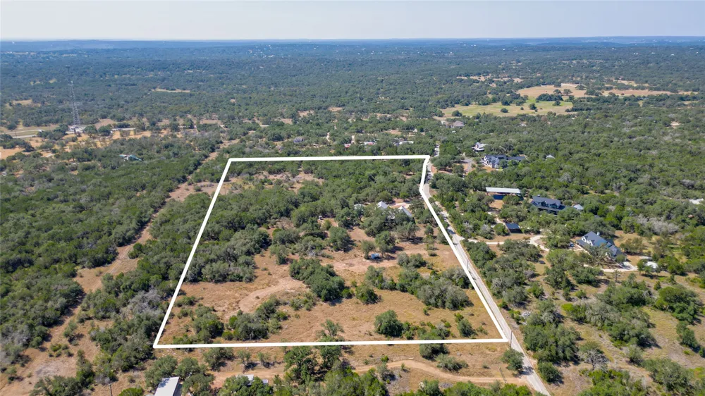 364 Nameless Road Driftwood, TX 78619