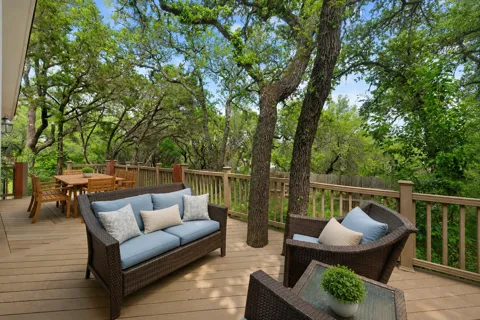 1211 Falcon Ledge Drive