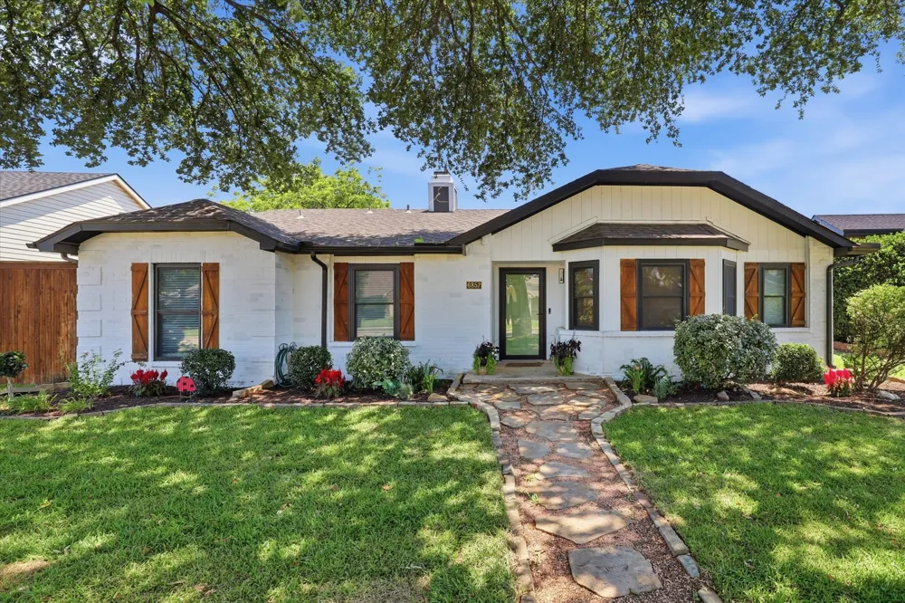 6857 Younger Drive The Colony, TX 75056