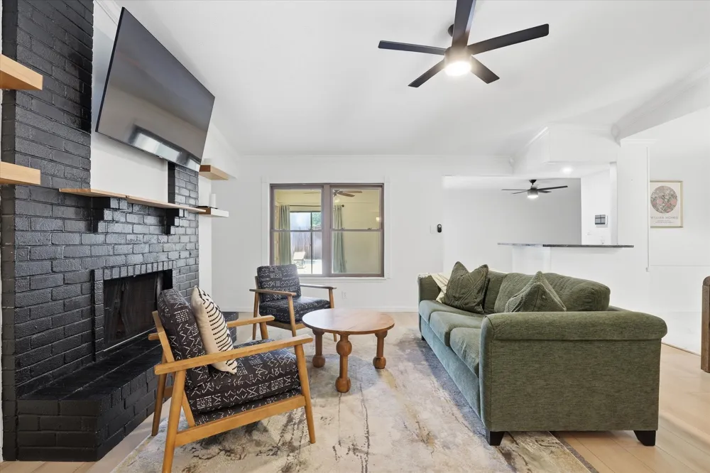 6857 Younger Drive The Colony, TX 75056