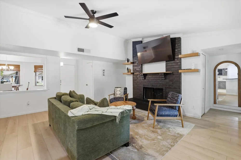 6857 Younger Drive The Colony, TX 75056