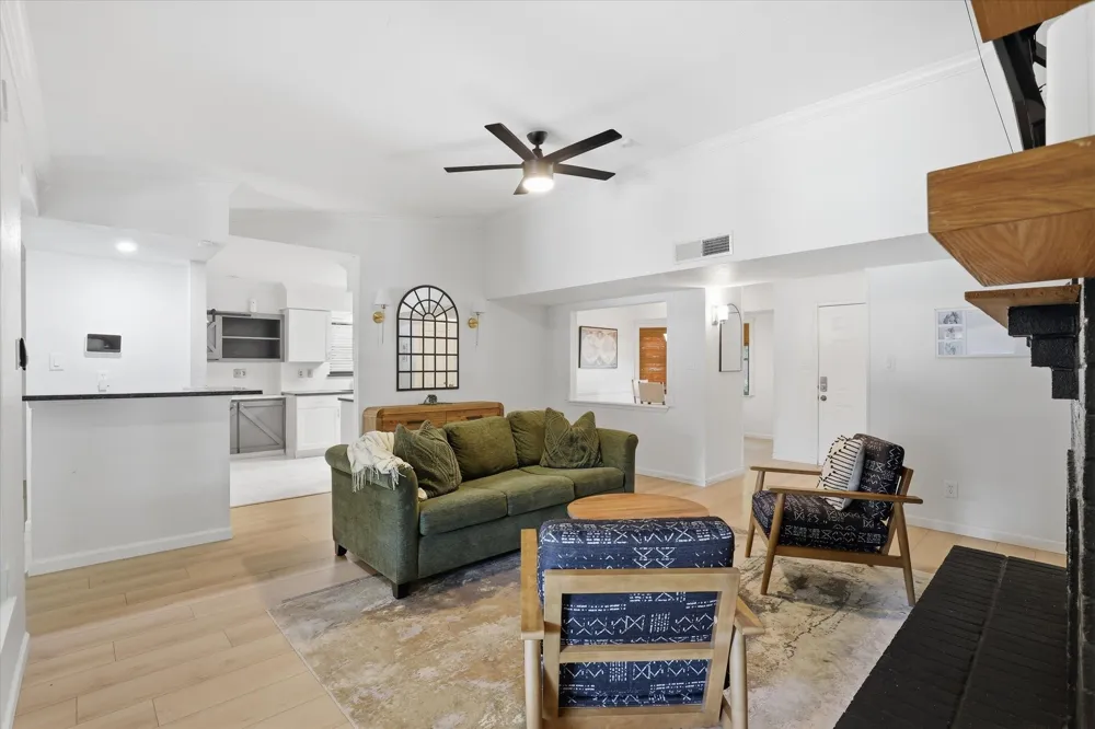 6857 Younger Drive The Colony, TX 75056