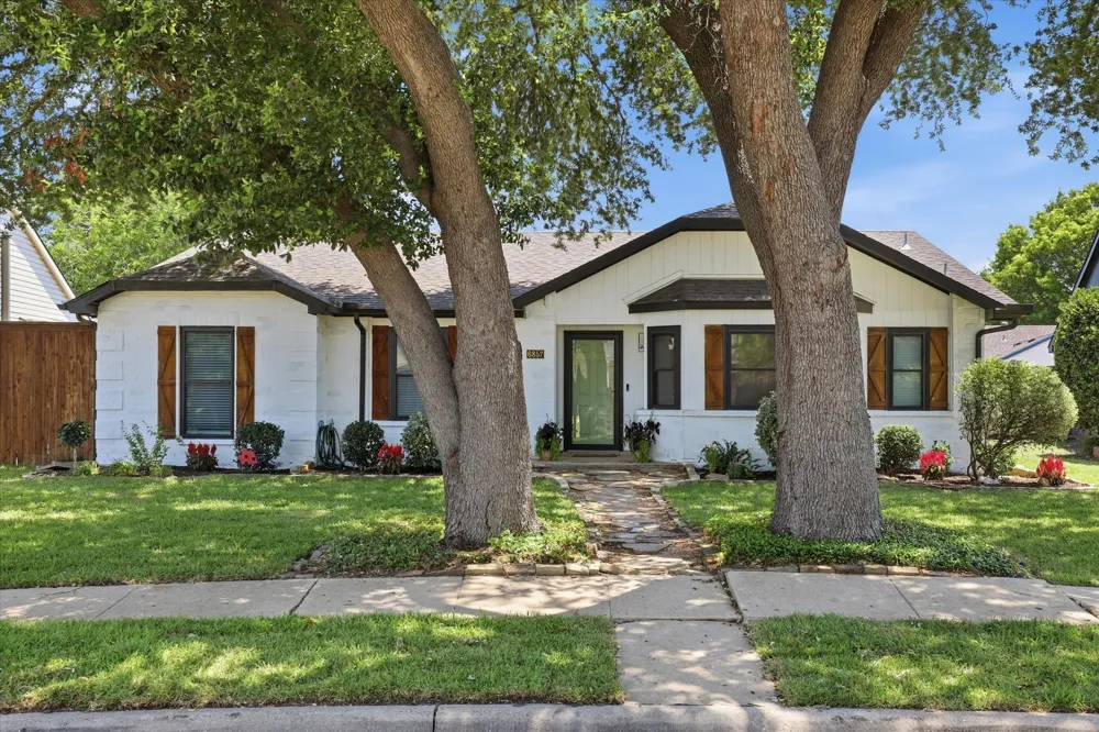 6857 Younger Drive The Colony, TX 75056