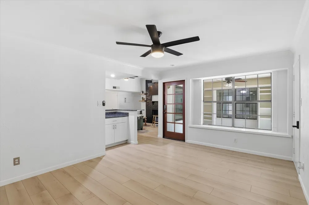 6857 Younger Drive The Colony, TX 75056