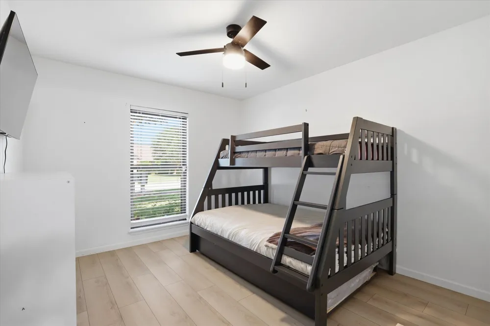 6857 Younger Drive The Colony, TX 75056