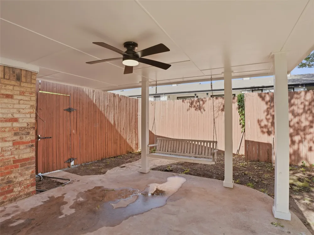 2044 Whippoorwill Lane Carrollton, TX 75006