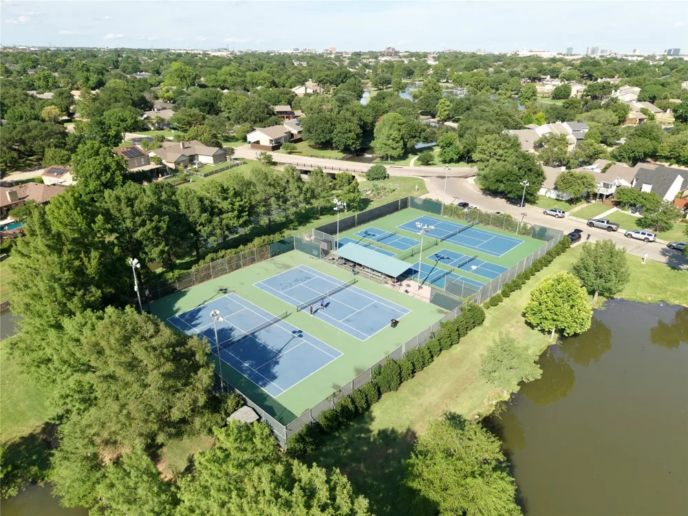 2044 Whippoorwill Lane Carrollton, TX 75006