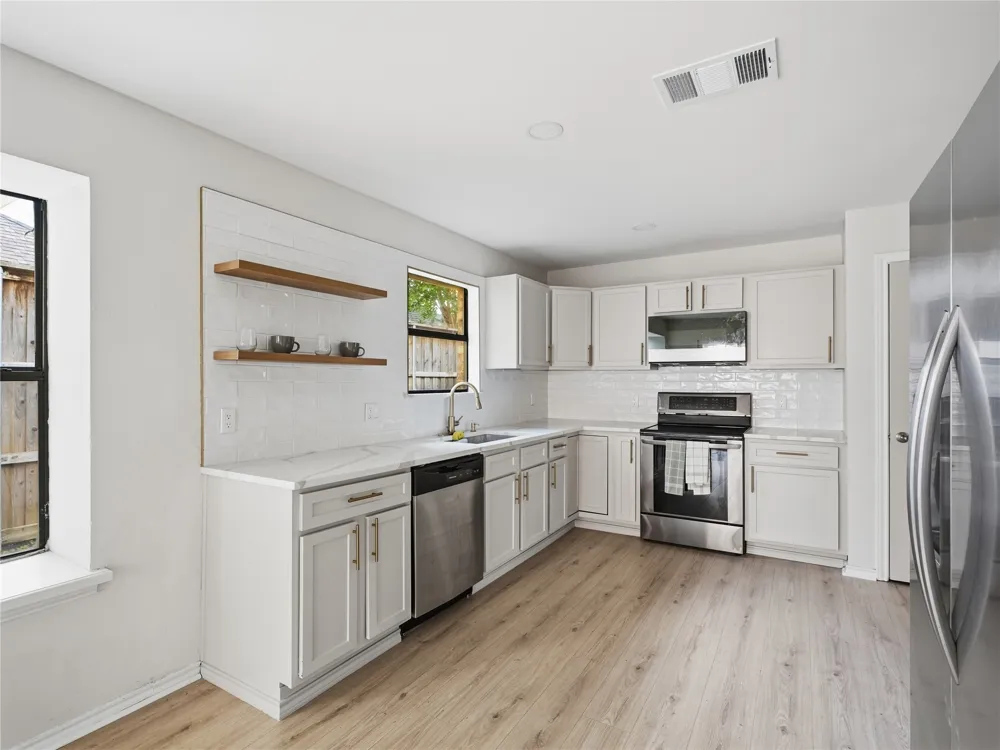 2044 Whippoorwill Lane Carrollton, TX 75006