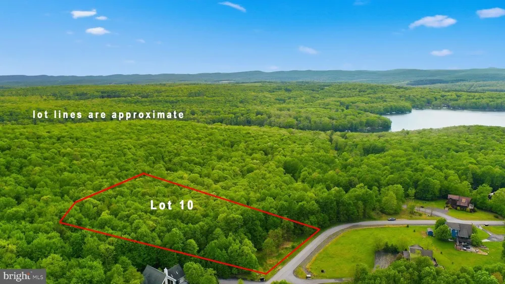 WOODLANDS HILL LANE Oakland, MD 21550