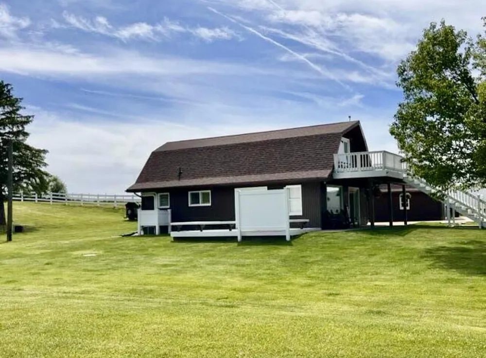 595 Rolling Meadows Drive Hudson, MI 49247