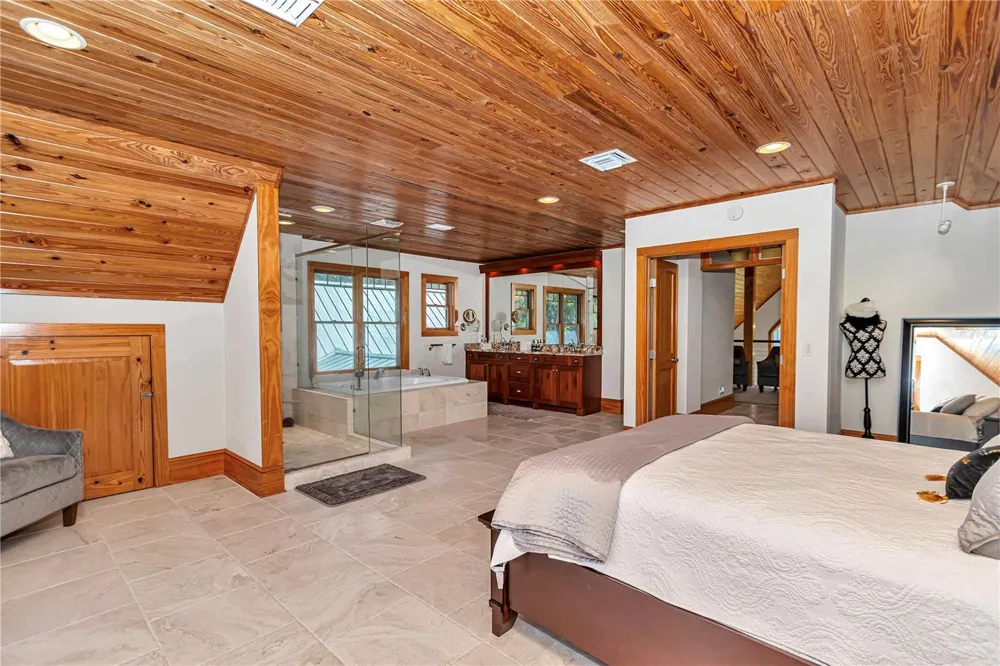 7000 NW HWY 320 Micanopy, FL 32667
