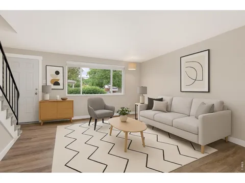 221 Chestnut Street #D3