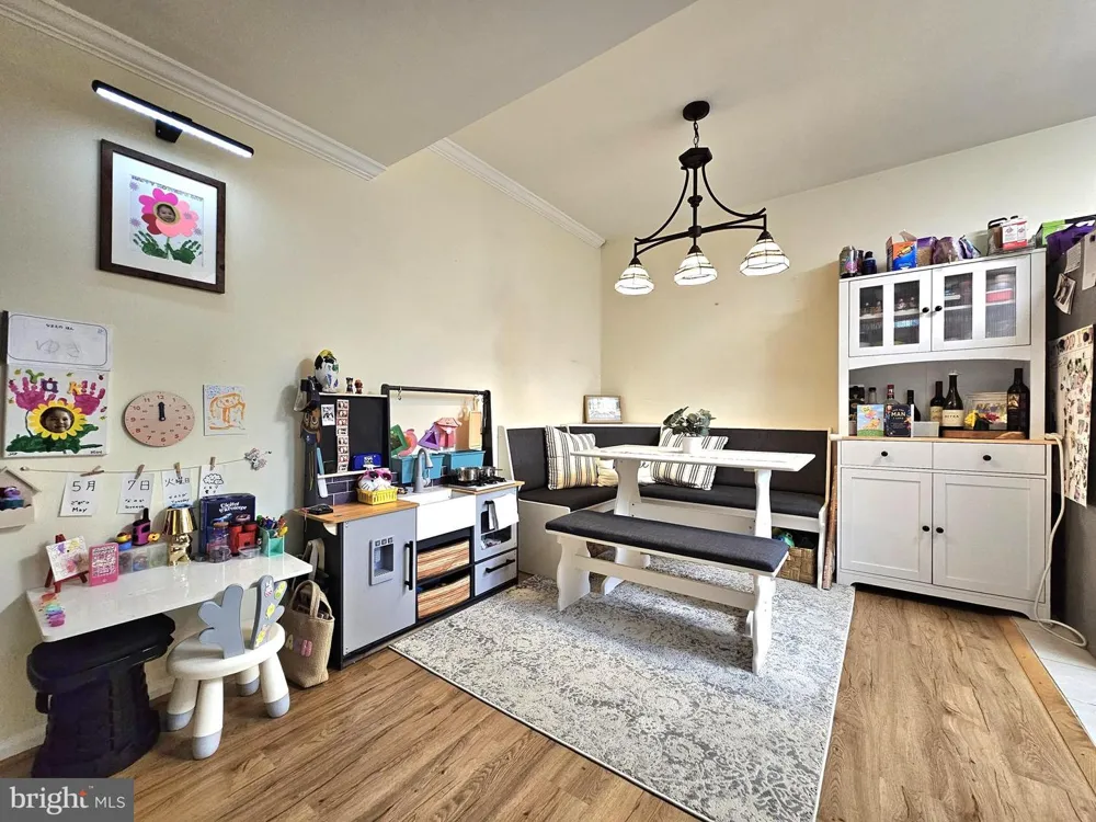7758 NEW PROVIDENCE DRIVE #9 Falls Church, VA 22042