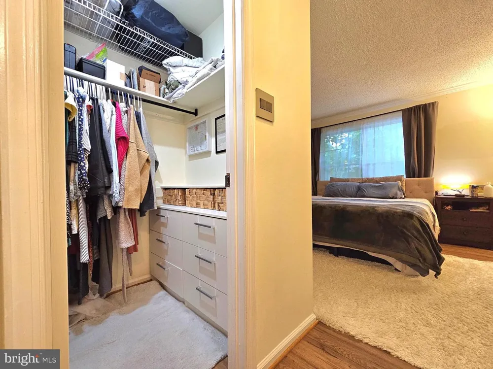 7758 NEW PROVIDENCE DRIVE #9 Falls Church, VA 22042