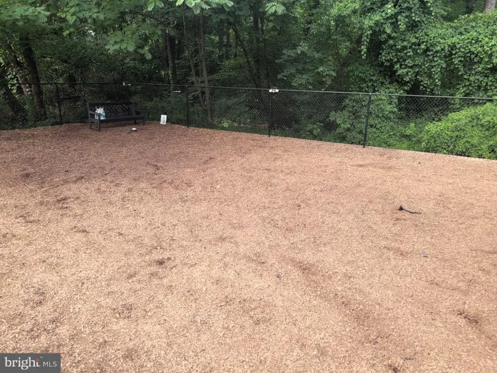 7758 NEW PROVIDENCE DRIVE #9 Falls Church, VA 22042