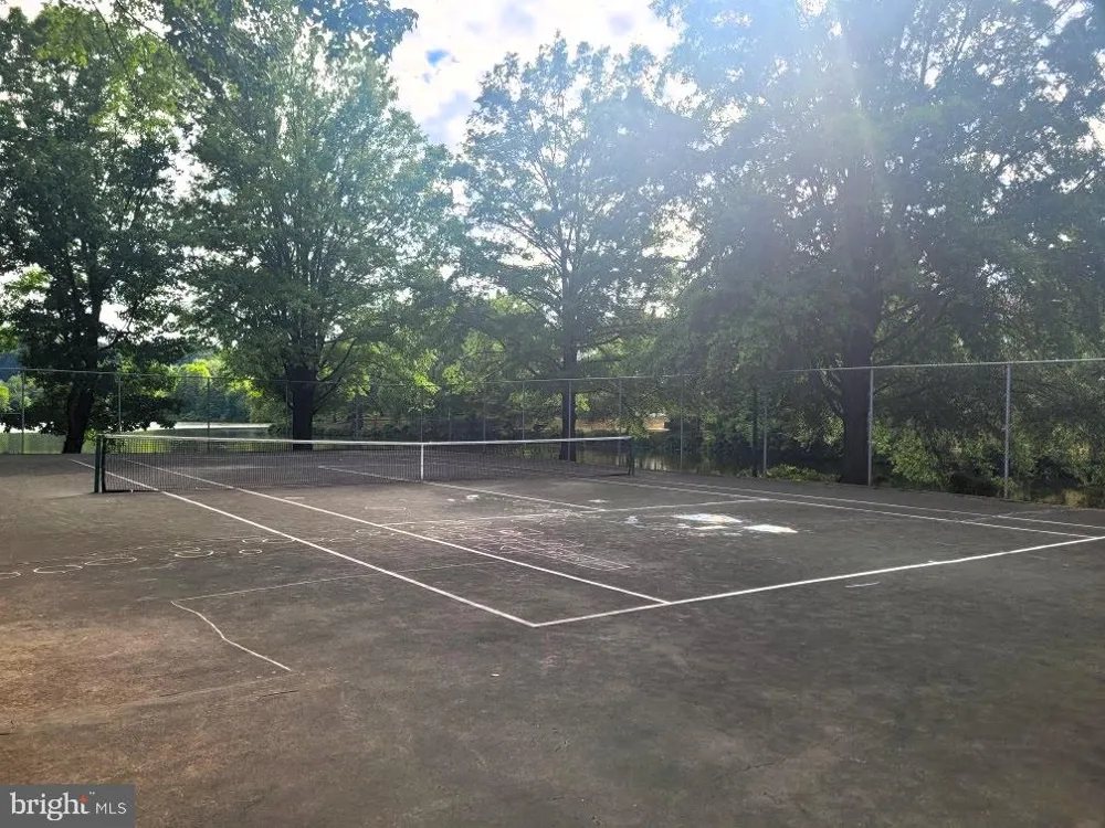7758 NEW PROVIDENCE DRIVE #9 Falls Church, VA 22042