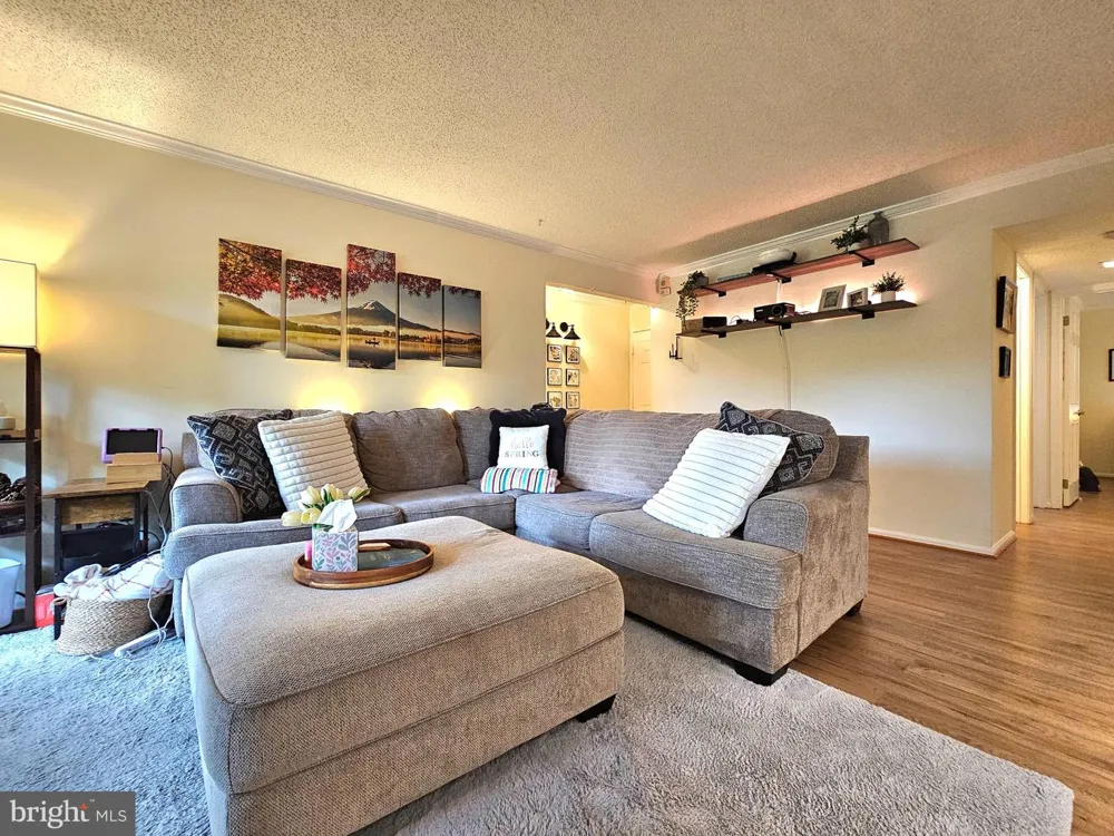 7758 NEW PROVIDENCE DRIVE #9 Falls Church, VA 22042
