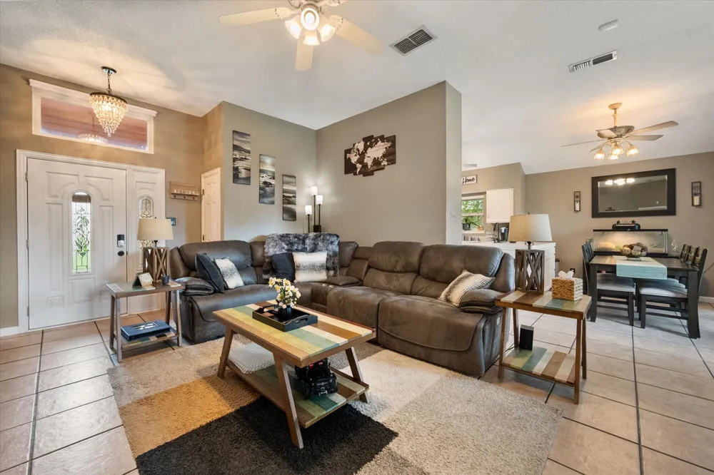 728 Saddle Road White Settlement, TX 76108