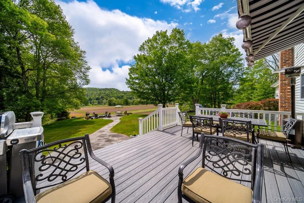 369 Grey Road South Fallsburg, NY 12779