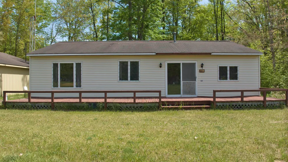 7768 S Airpark Road Sherman Township, MI 48893