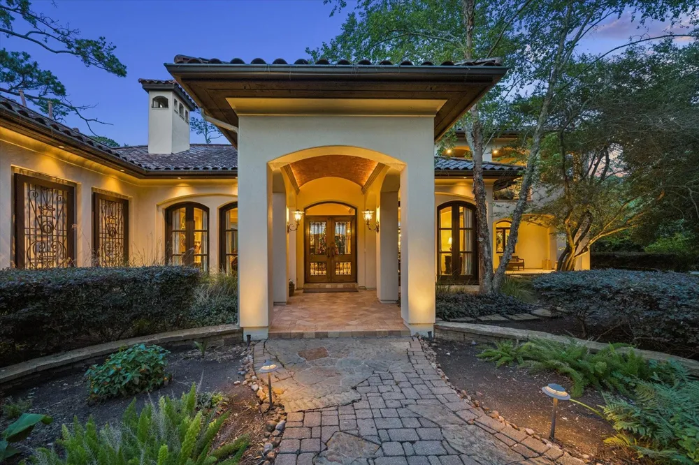 2 Lacewood Lane Piney Point Village, TX 77024