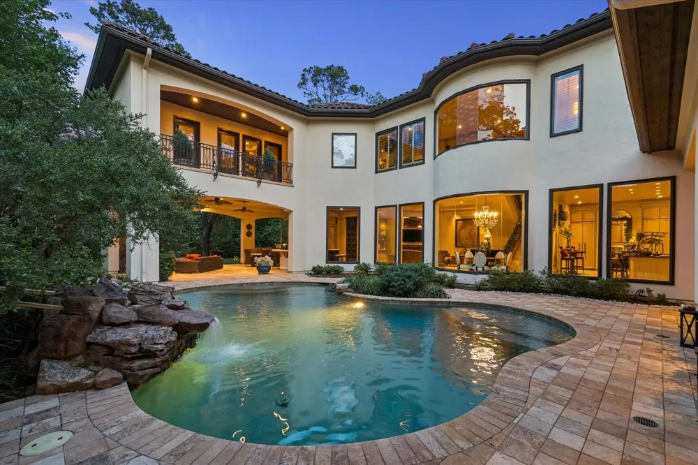 2 Lacewood Lane Piney Point Village, TX 77024