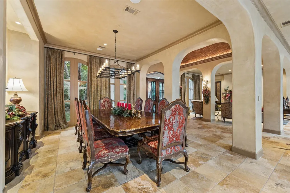 2 Lacewood Lane Piney Point Village, TX 77024