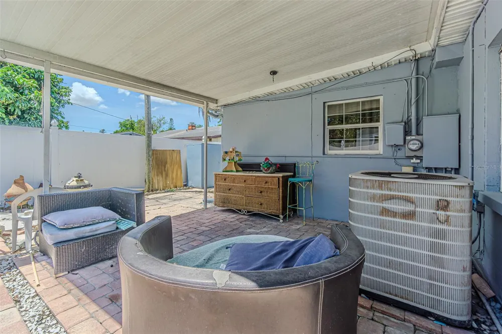 1627 28TH STREET St Petersburg, FL 33713