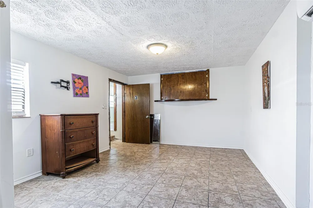 1627 28TH STREET St Petersburg, FL 33713