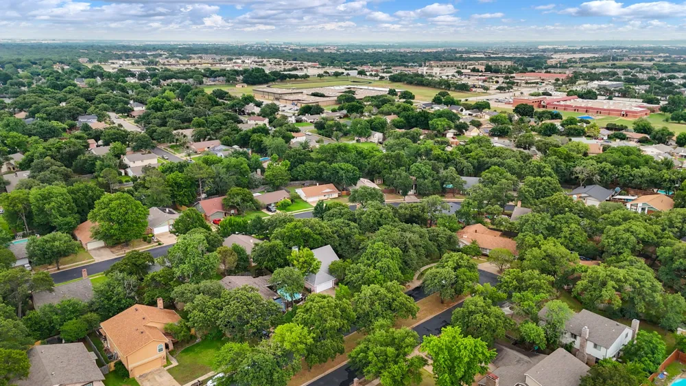 3208 Hickory Court Bedford, TX 76021