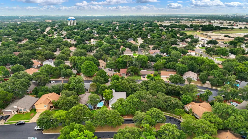 3208 Hickory Court Bedford, TX 76021